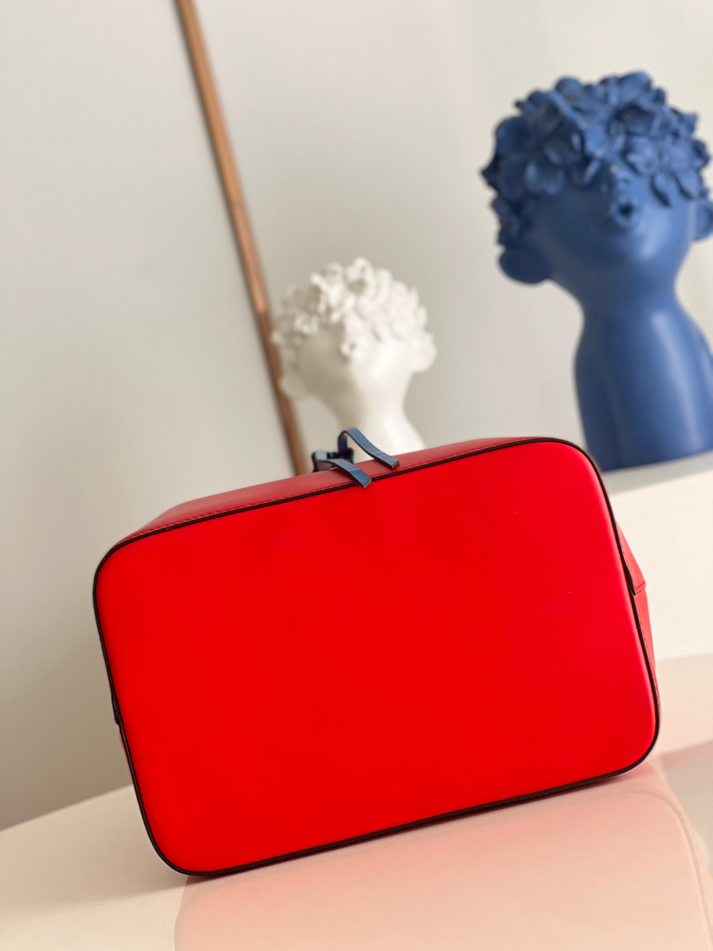 Louis Vuitton NeoNoe MM