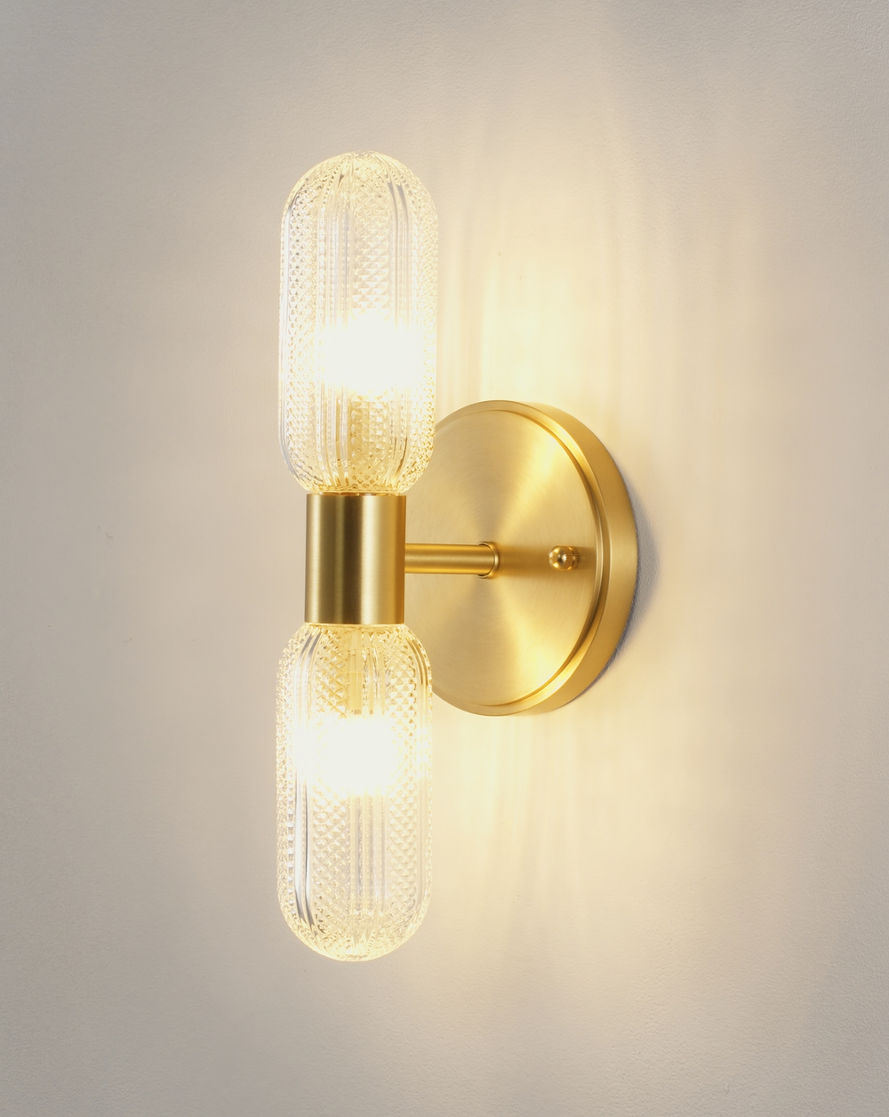 Светильник настенный Moderli V11018-2W Brass