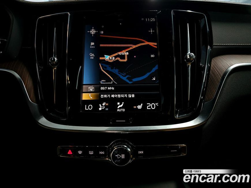 Volvo S60 3 Generation B5 Inscription (09.2021)