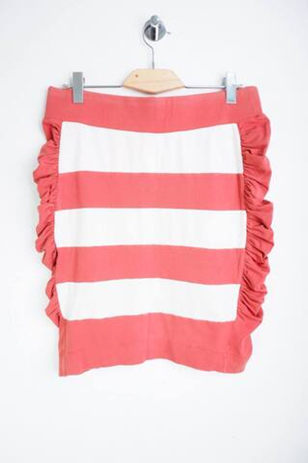 Юбка Emma стильная, визуально на 44 размер