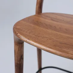 Барный стул Ofer из массива дуба темный