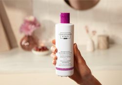 Christophe Robin Color Shield Shampoo with Camu-Camu Berries - питательный шампунь для окрашенных и мелированных волос /   250  ml  / GTIN 5056379590678