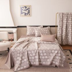 Комплект постельного белья на резинке с покрывалом «Кошачий уют»