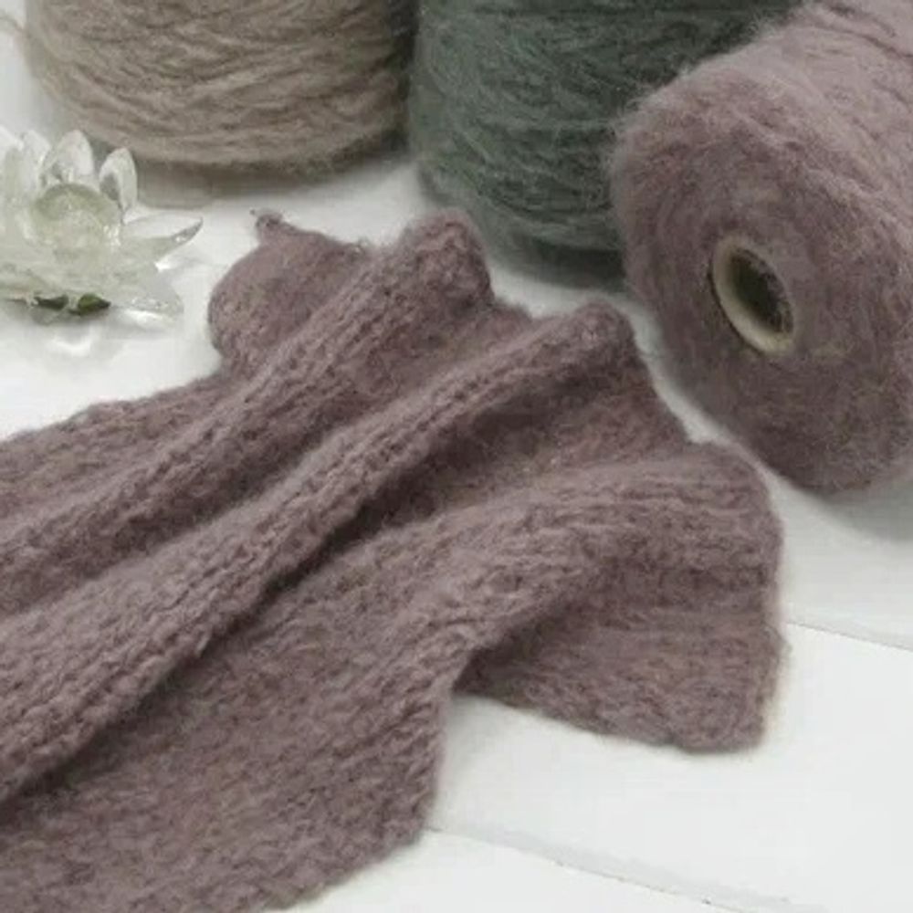 SILVEDD 40% Baby альпака Сури 24% Baby верблюд 16% меринос экстрафайн 20% полиамид