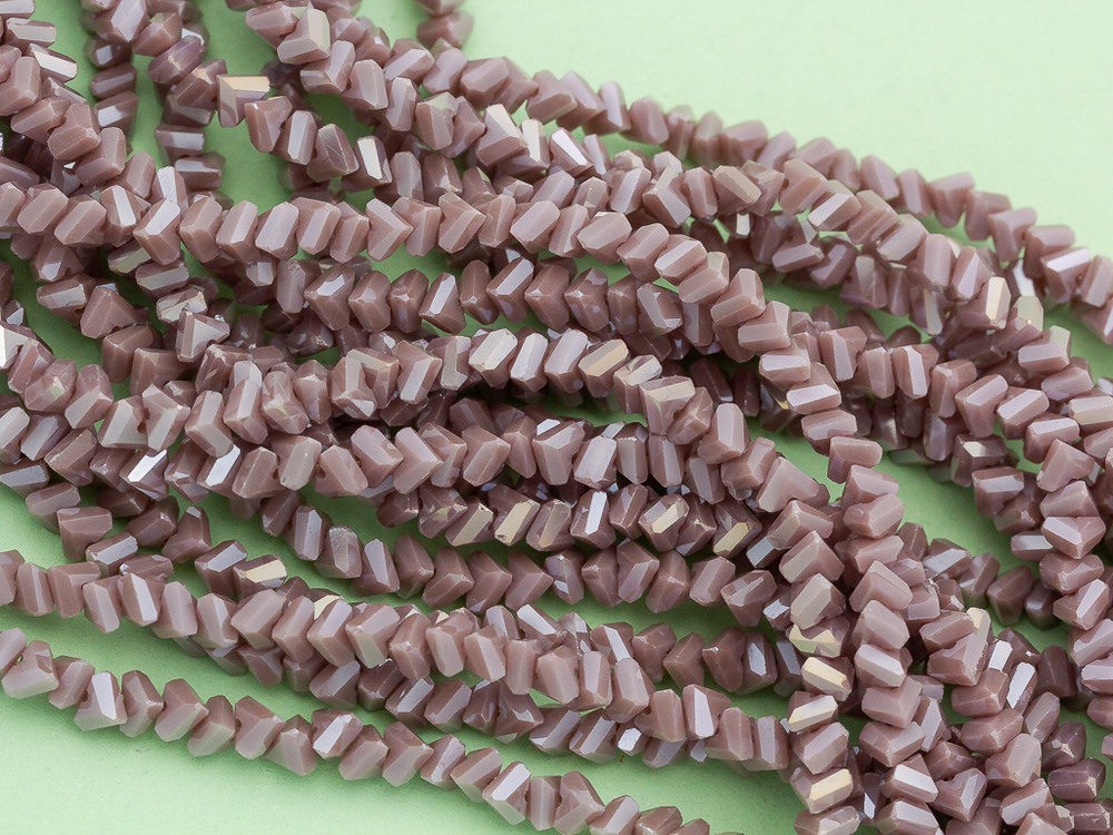 Нить бусин для украшений 4мм (ювелирное стекло)