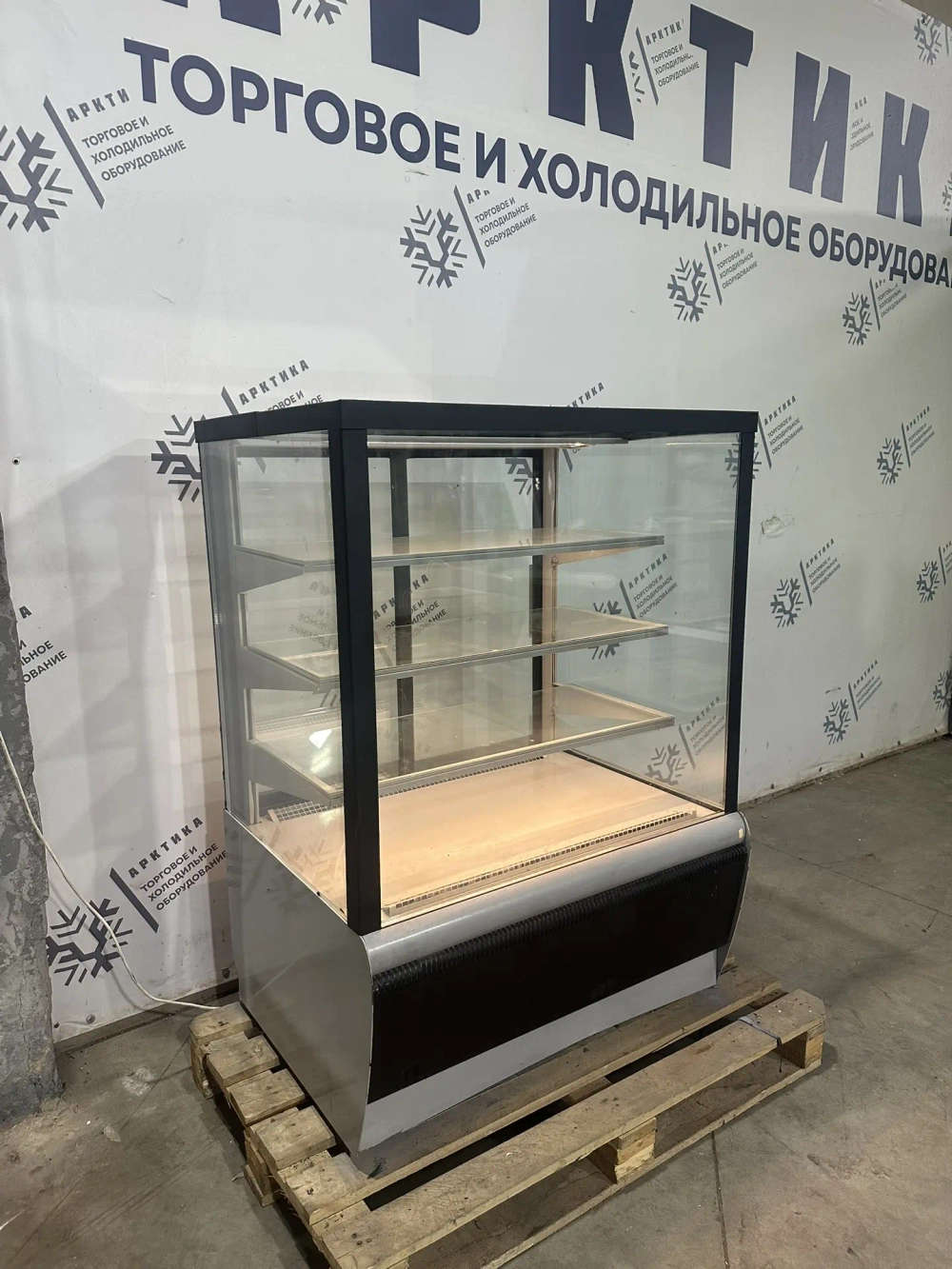 Кондитерская витрина Carboma K70 VV 0.9-1