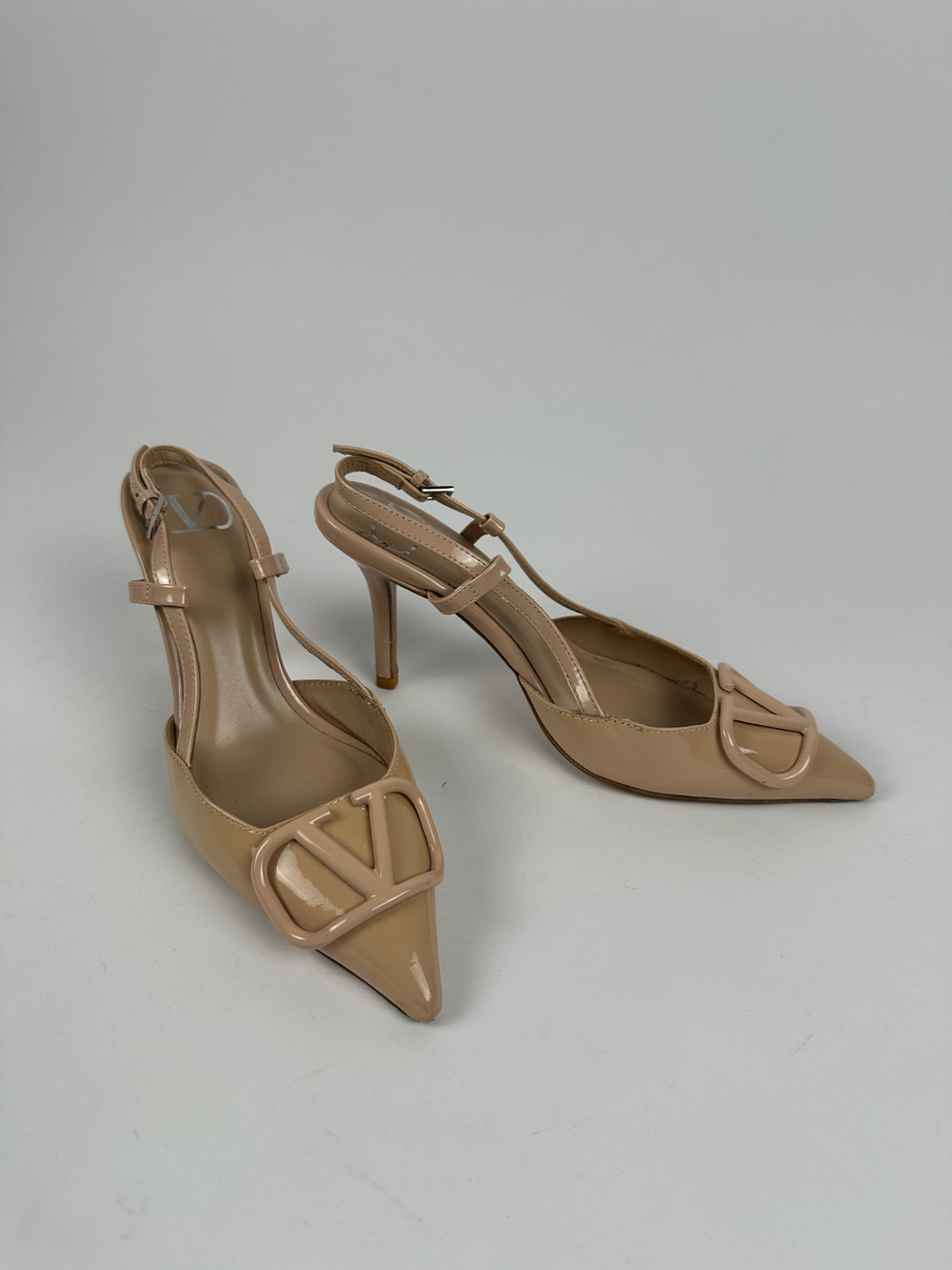 Слингбэки Valentino