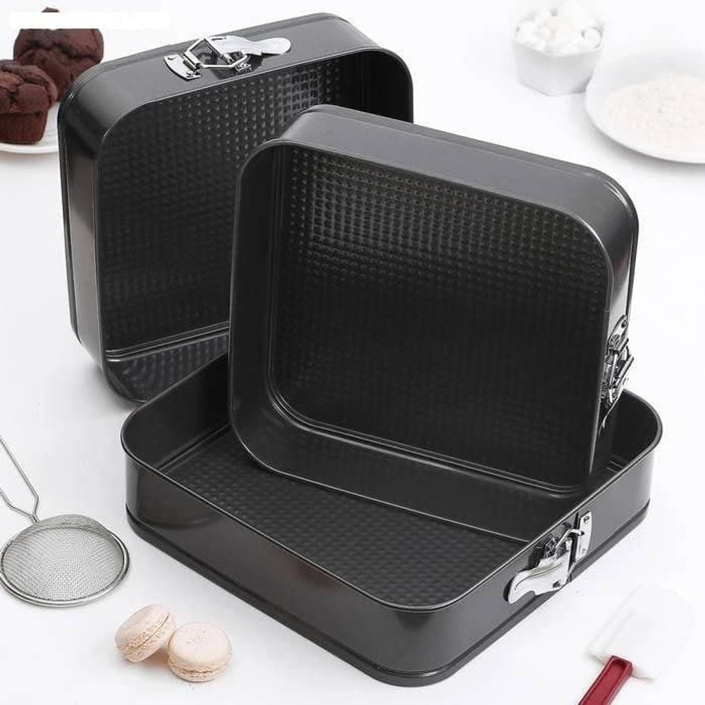 Металлические КВАДРАТНЫЕ формы для выпечки разъемные с дном 24, 26, 28 см, 3 шт