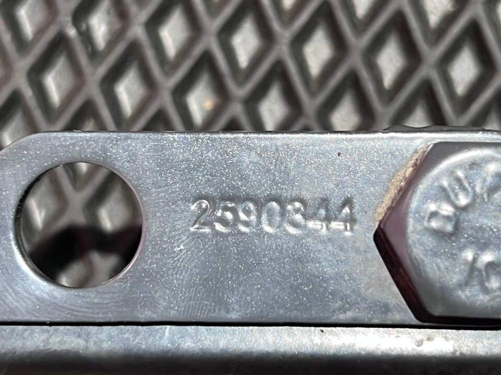 Кронштейн блока управления шасси