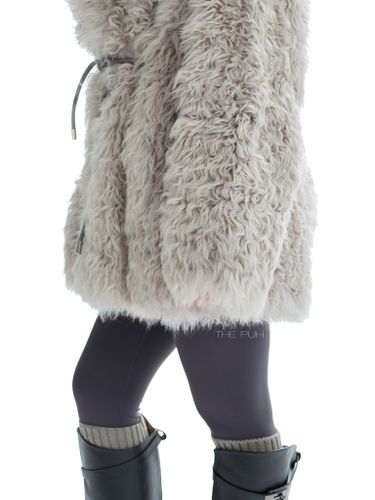 Серая шуба из овчины калган