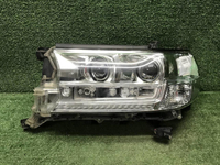 Битая Фара левая Toyota Land Cruiser 200 15-21 LED