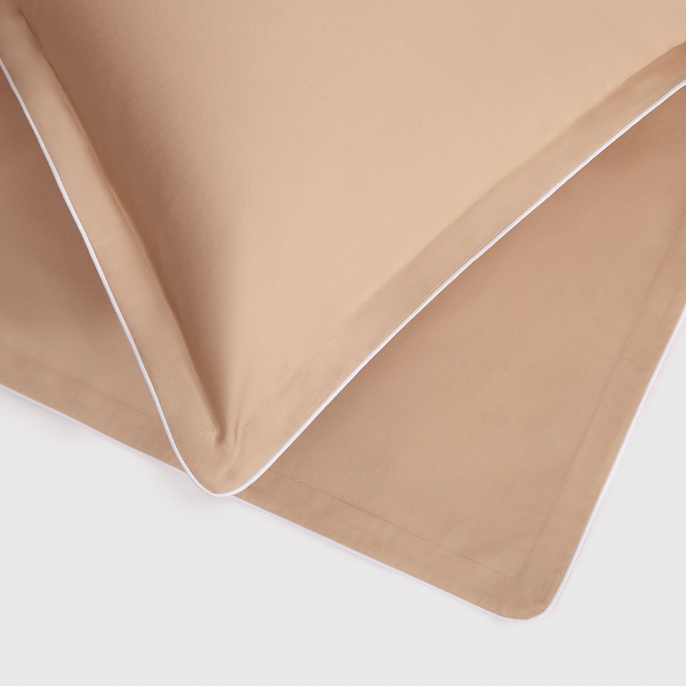 Постельное белье 2 спальное евро Сlaire&Caroll Lune+ бежевое с белым кантом