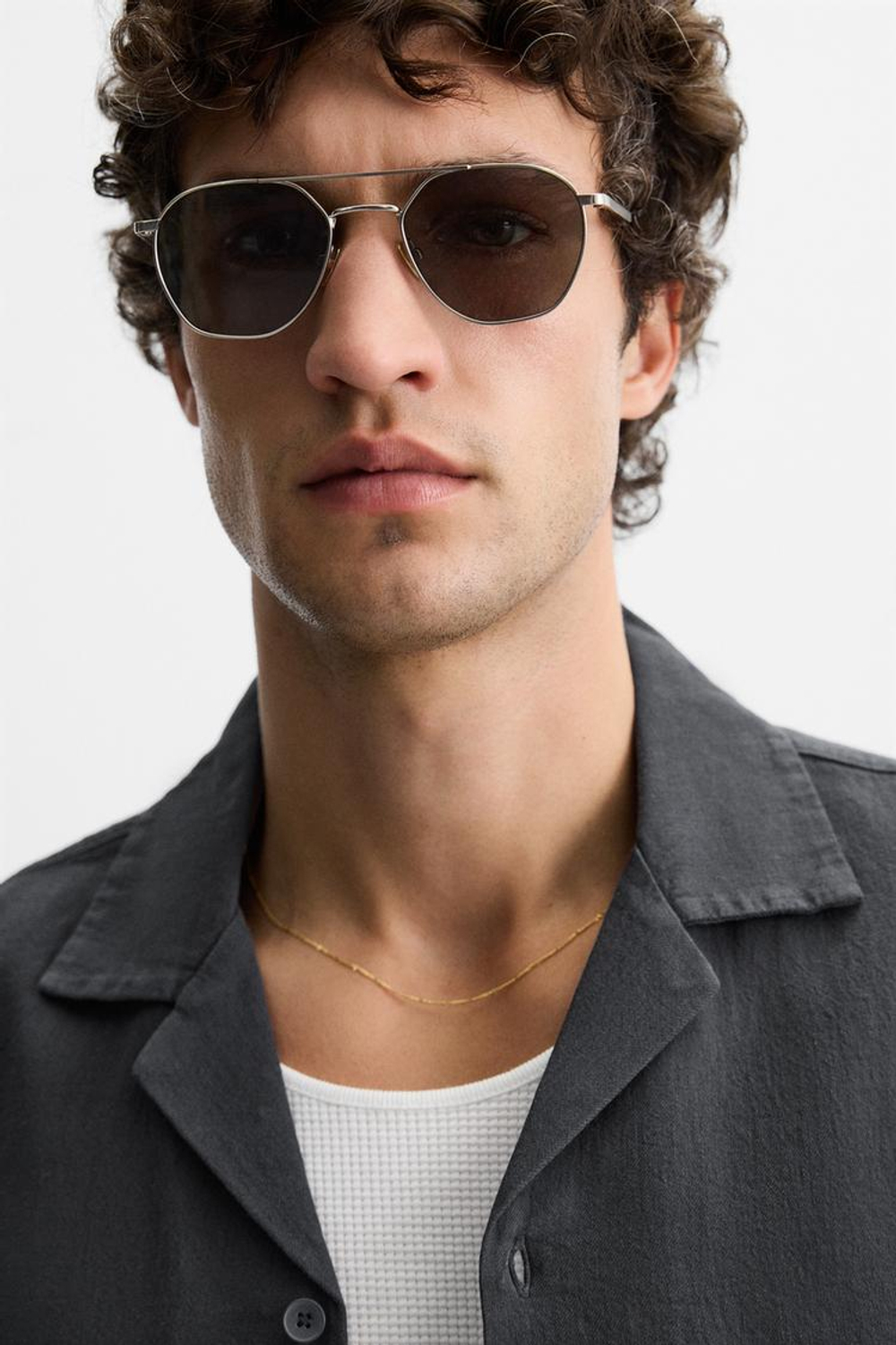 ZARA РУБАШКА ИЗ ХЛОПКА И ЛЬНА, УГОЛЬНЫЙ