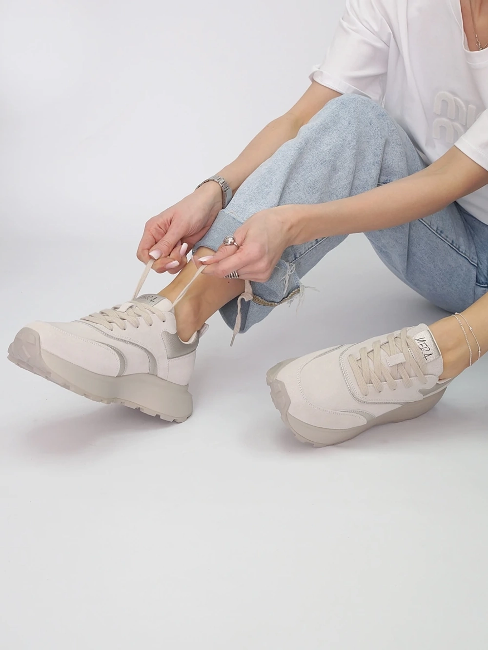 Кроссовки женские демисезонные натуральные