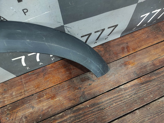 Накладка крыла переднего правого Lada Vesta Cross 15-нв Б/У Оригинал 8450031016