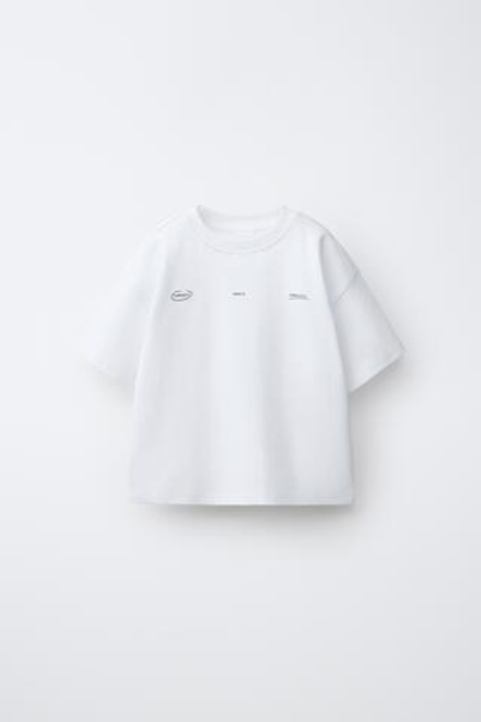 ZARA ФУТБОЛКА ИЗ ИНТЕРЛОКА С ПРИНТОМ, ЖЕЛТОВАТО-БЕЛЫЙ