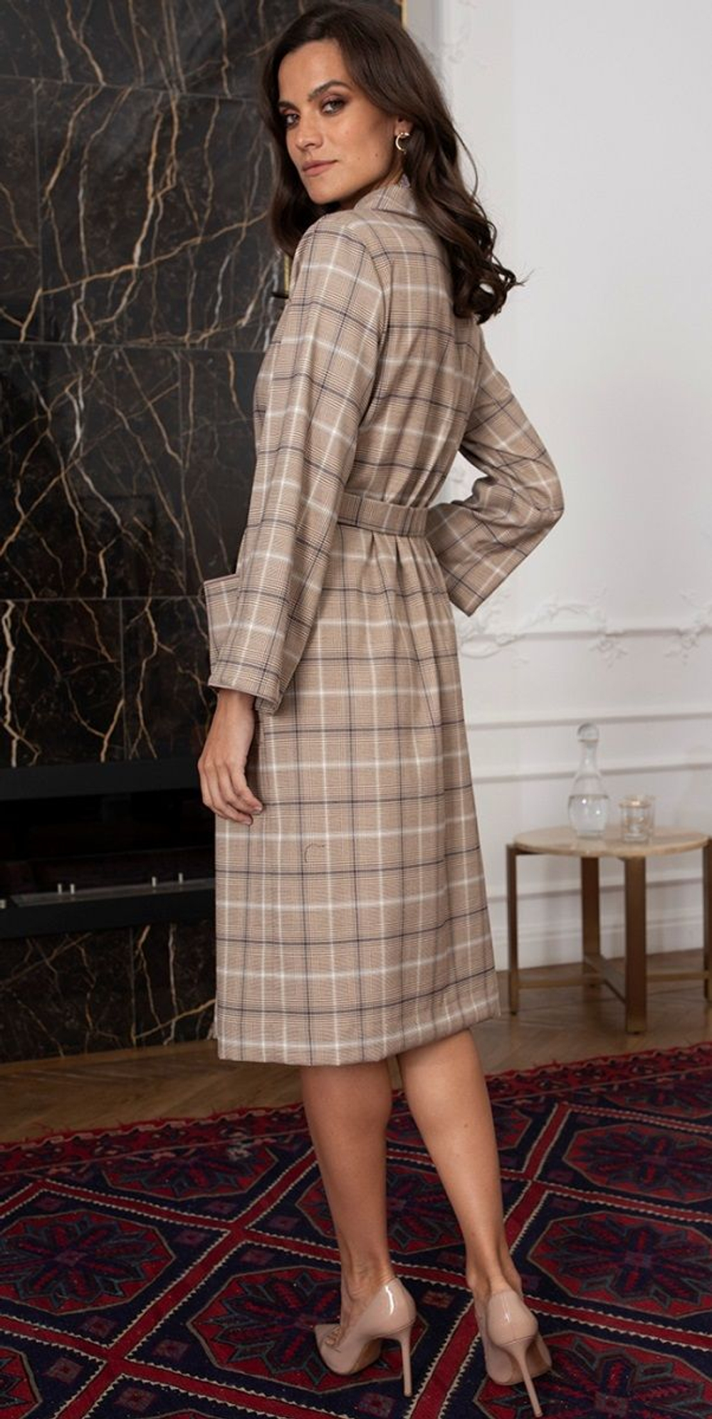 Элегантный халат в клетку средней длины (Размер: XXL) (Цвет: коричневый)