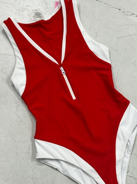 Купальник КРАСНЫЙ ВОЛКИНГ БОМБ слитный пошив