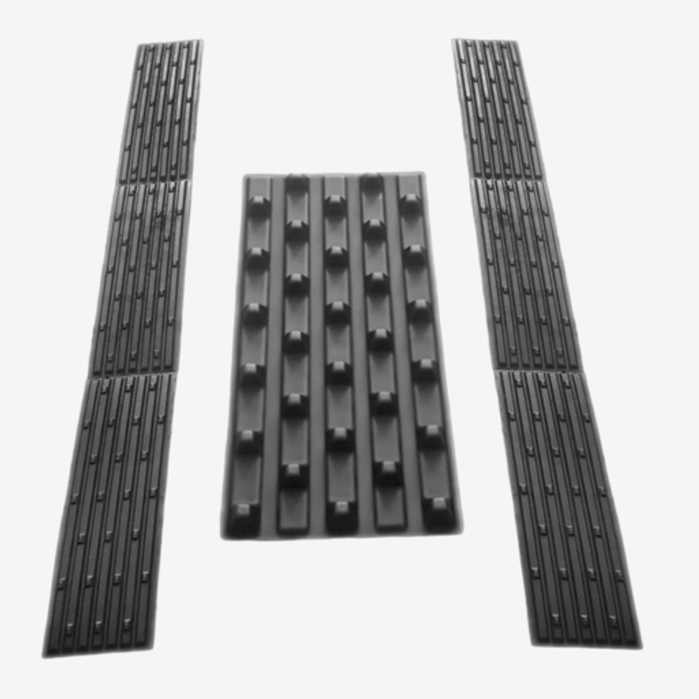 Комплект защитных (противоскользящих) накладок для прицепа, 13 пластин