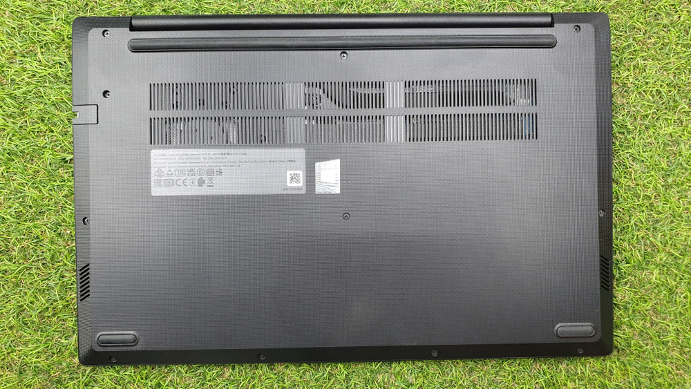 Ноутбук Lenovo i3-11/8 Gb/FHD/ V15 G2 ITL 82KB0030MX