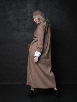 Платье-фрак /песочно-бордовый