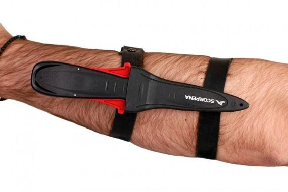 Нож Scorpena A+ с ножнами и ремешками