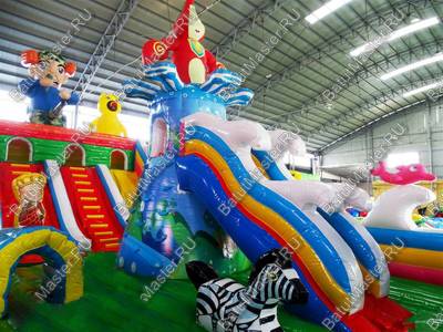 Надувной батут "Фантазия", 14*7*7 м