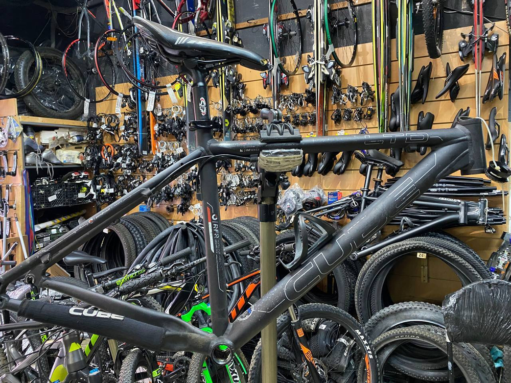 Рама Cube LTD M (45 cm) 26”