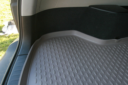 Коврик в багажник для TOYOTA Harrier (II), 2003-2013, правый руль кроссовер.. 1 шт. (полиуретан) арт.NLC.48.25.B12