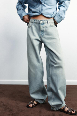 ZARA ДЖИНСЫ TRF MINI BALLOON СО СРЕДНЕЙ ПОСАДКОЙ, ГОЛУБОЙ