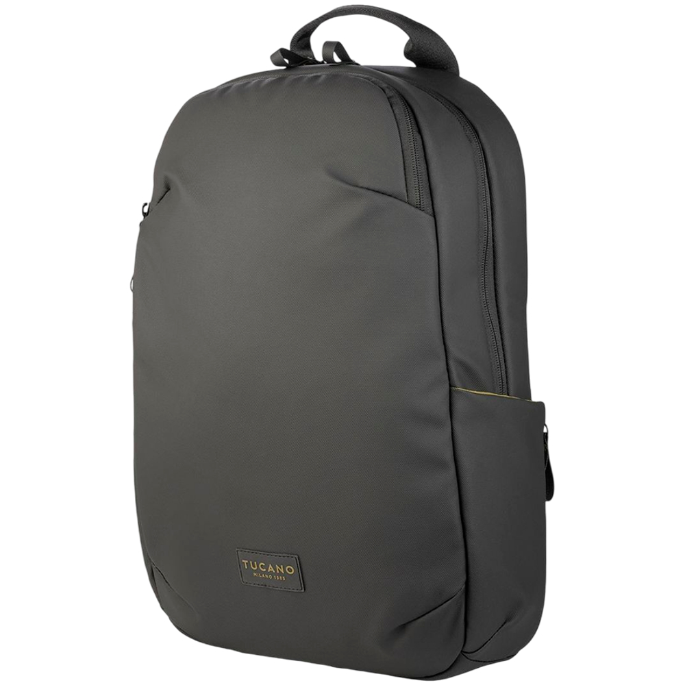 The Laser backpack for 15.6" laptops and 16" MacBooks, made from water-resistant resin-coated fabric obtained from recycled plastic, features a compact design and excellent pocket organization.