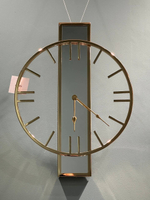 Часы настенные с зеркальной планкой