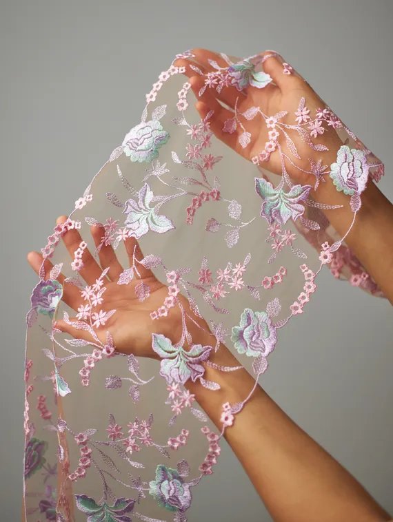 05-126 Вышивка на неэл. сетке 22 см, Мираж, бежевый/лиловый/розовый/ментол