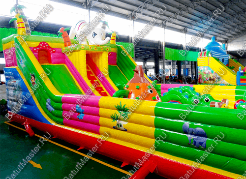 Коммерческий надувной батут "Сафари парк" 12*7*7 м