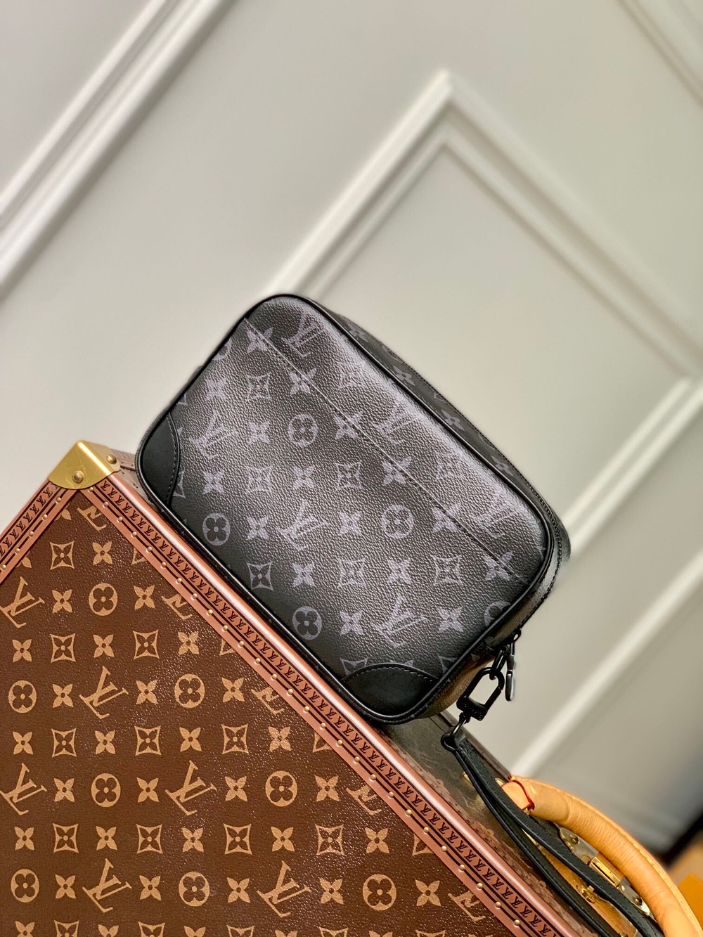 Louis Vuitton Pochette Kasai