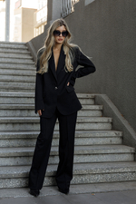 Брюки прямого кроя в черном оттенке