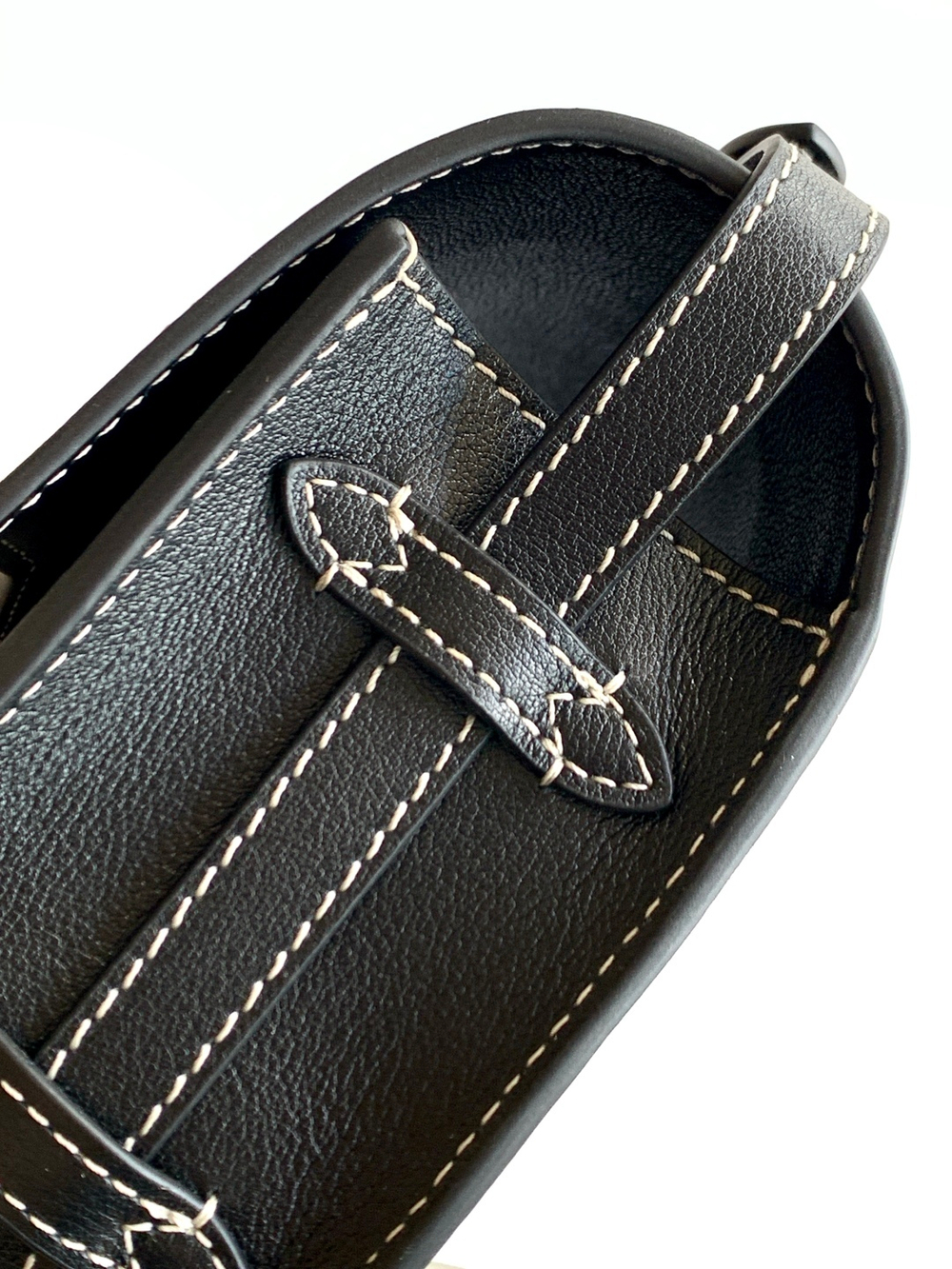 Moynat Besace Bag 22 cm