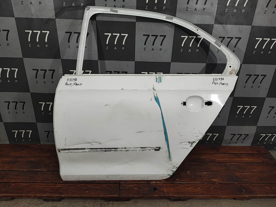 Дверь задняя левая Polo 6 / Rapid 1-2 12-нв Б/У Оригинал 60u833311