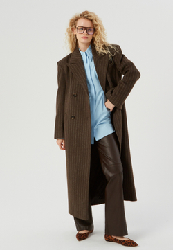 Рубашка с защипами голубая