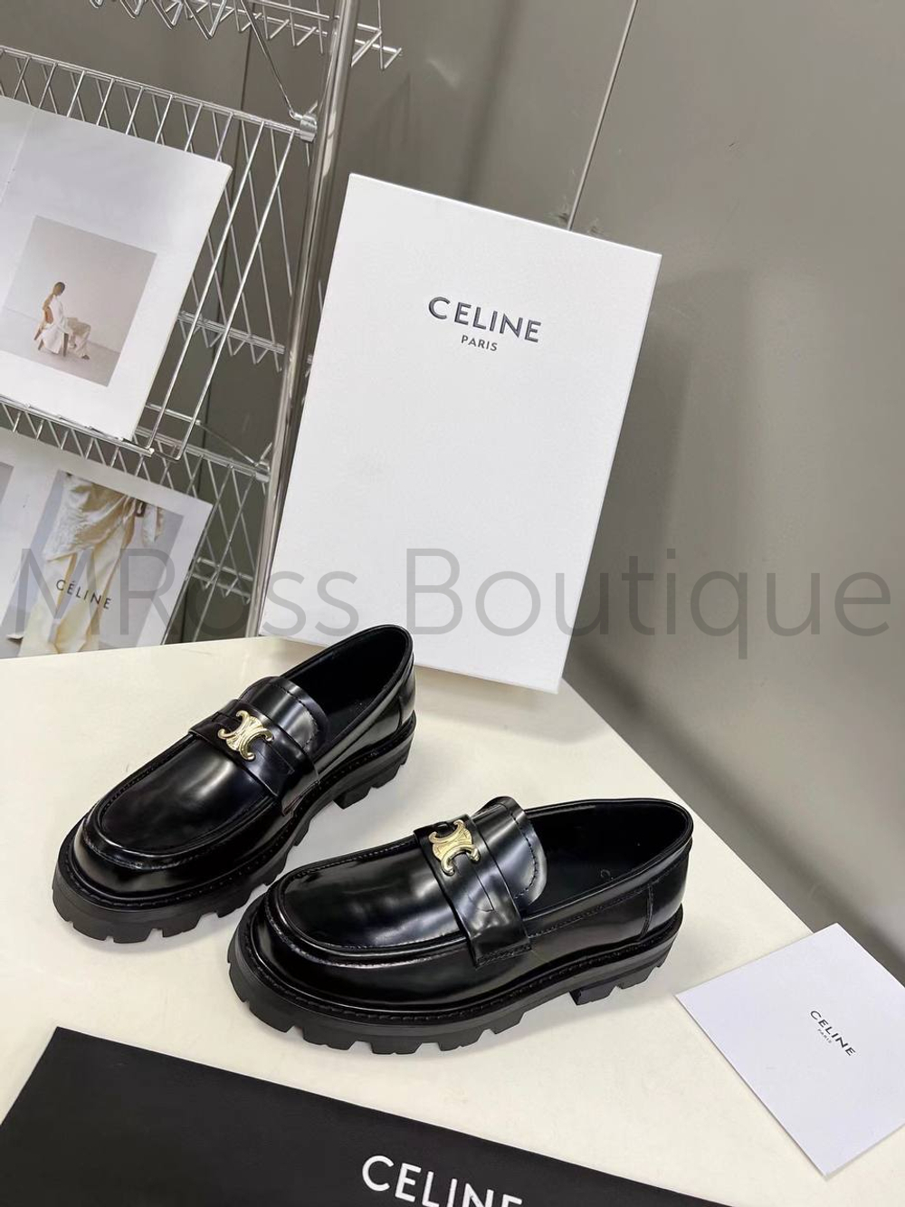 Женские лоферы Celine кожаные в черном цвете
