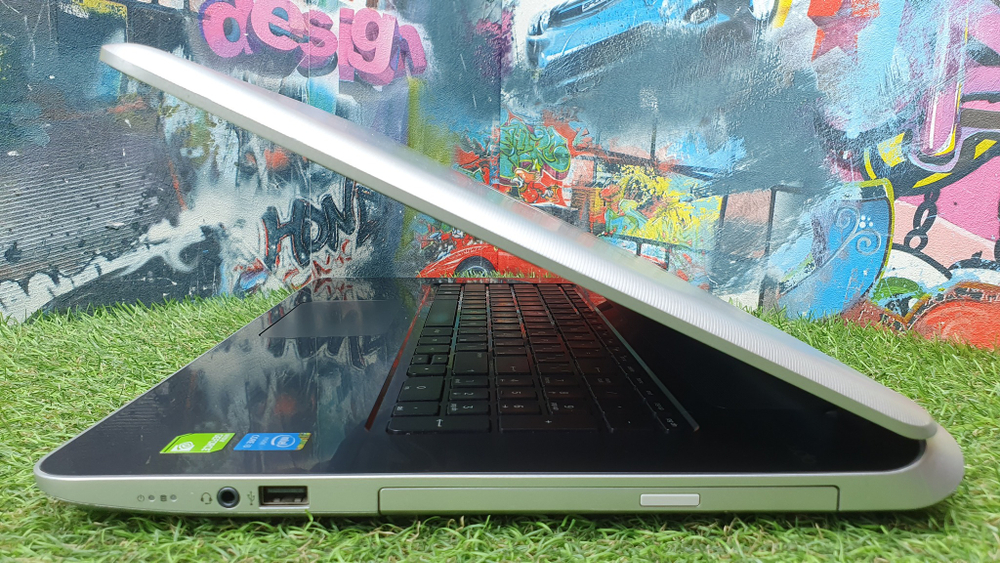 Игровой 17" HP i3-4/4 Gb/GeForce 830M 2 Gb