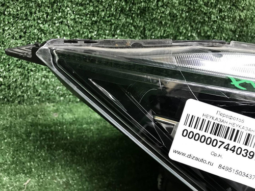 Фара правая Nissan Qashqai j11 17-23 галоген