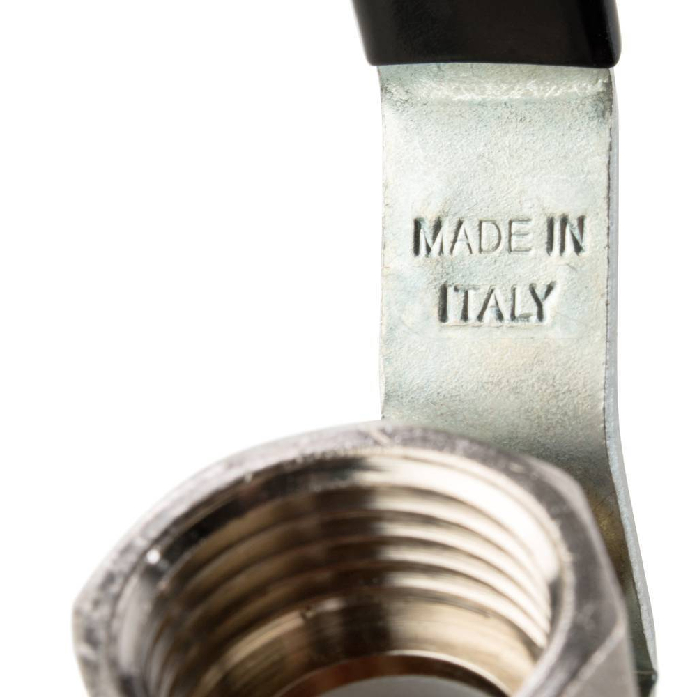 Кран шаровой муфта/резьба полнопроходной (рычаг) 15