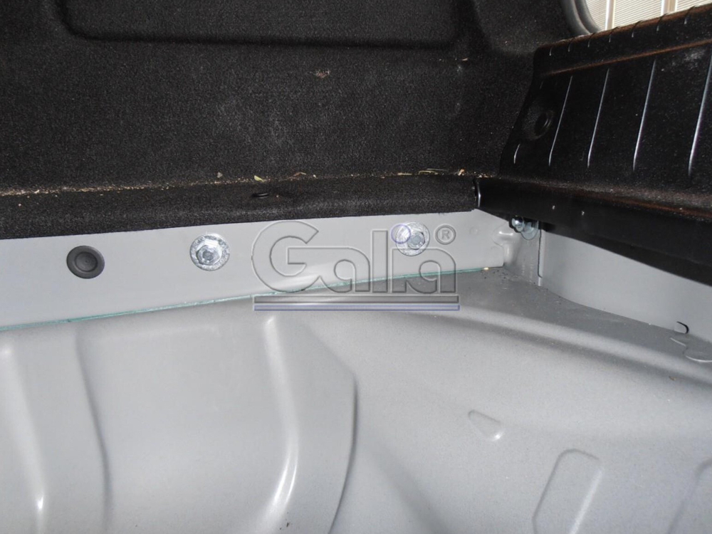 Оцинкованный фаркоп на Mercedes A-Class w169 2004-2012, Mercedes B-Class w245 2005-2011 (без электрики), Galia M113C
