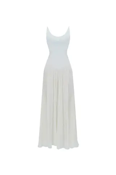 Платье-русалка белое