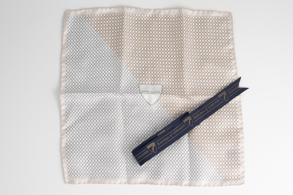Платок с лентой Aspinal of London