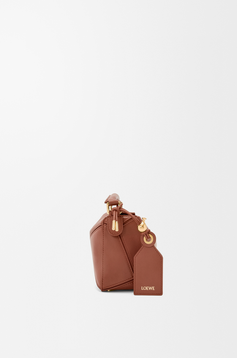Loewe Сумка-мини Puzzle Featherlight из овечьей кожи наппа, коричневый
