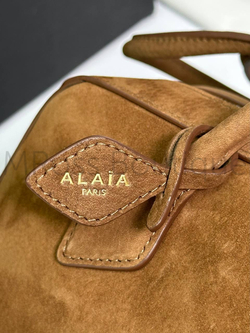 Женская сумка Alaia Le Teckel Medium коричневого цвета