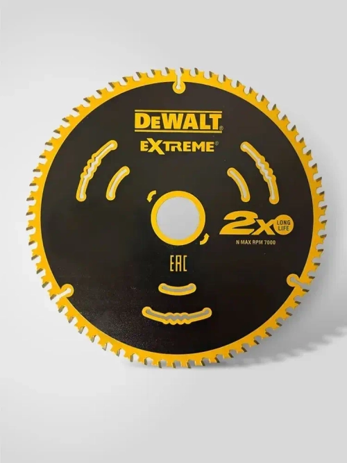 Диск пильный по дереву DEWALT 210х30мм 48 зуба Extreme