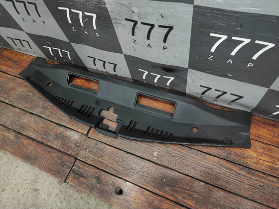 Накладка кожух замка капота Toyota Camry (XV70) 17-нв Б/У Оригинал 5329533130